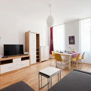 living-apartments-raffaelgasse.vienna-besthotels.com/